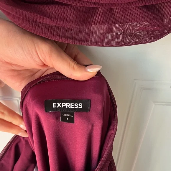 Express conscious edit body contour mesh midi skirt & cropped cami size small - Picture 2 of 4